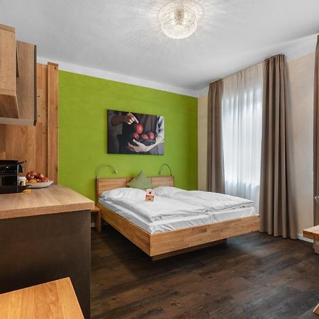 Schieners Hotel & Apfelhof Apartments 维德宁 外观 照片